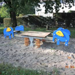 Spielplatz im Ortsteil Pleißa Am Dorfteich in Limbach-Oberfrohna © Stadtverwaltung Limbach-Oberfrohna